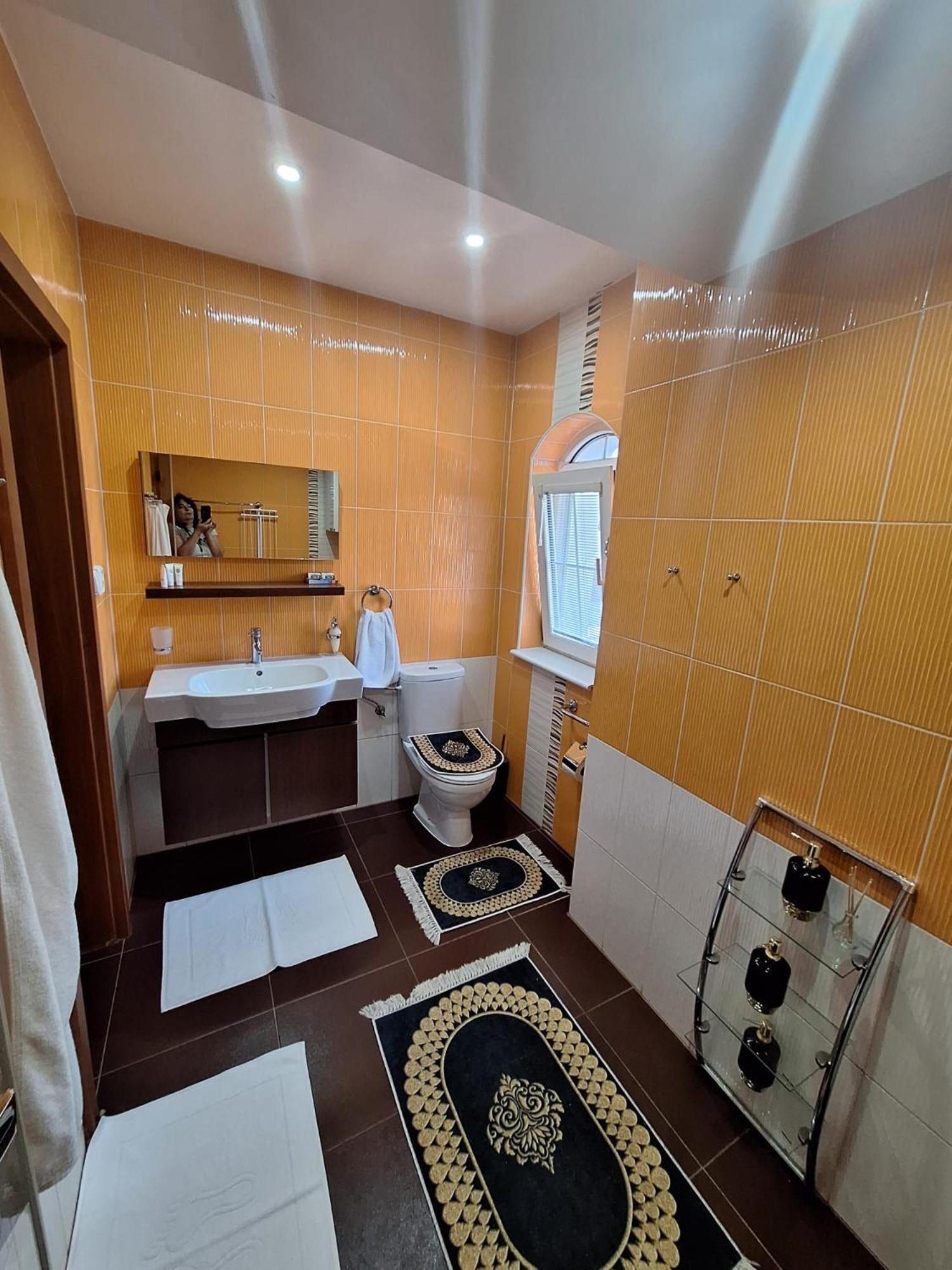 Meduza Wellness Spa S Ubytovanim Глоговец Экстерьер фото